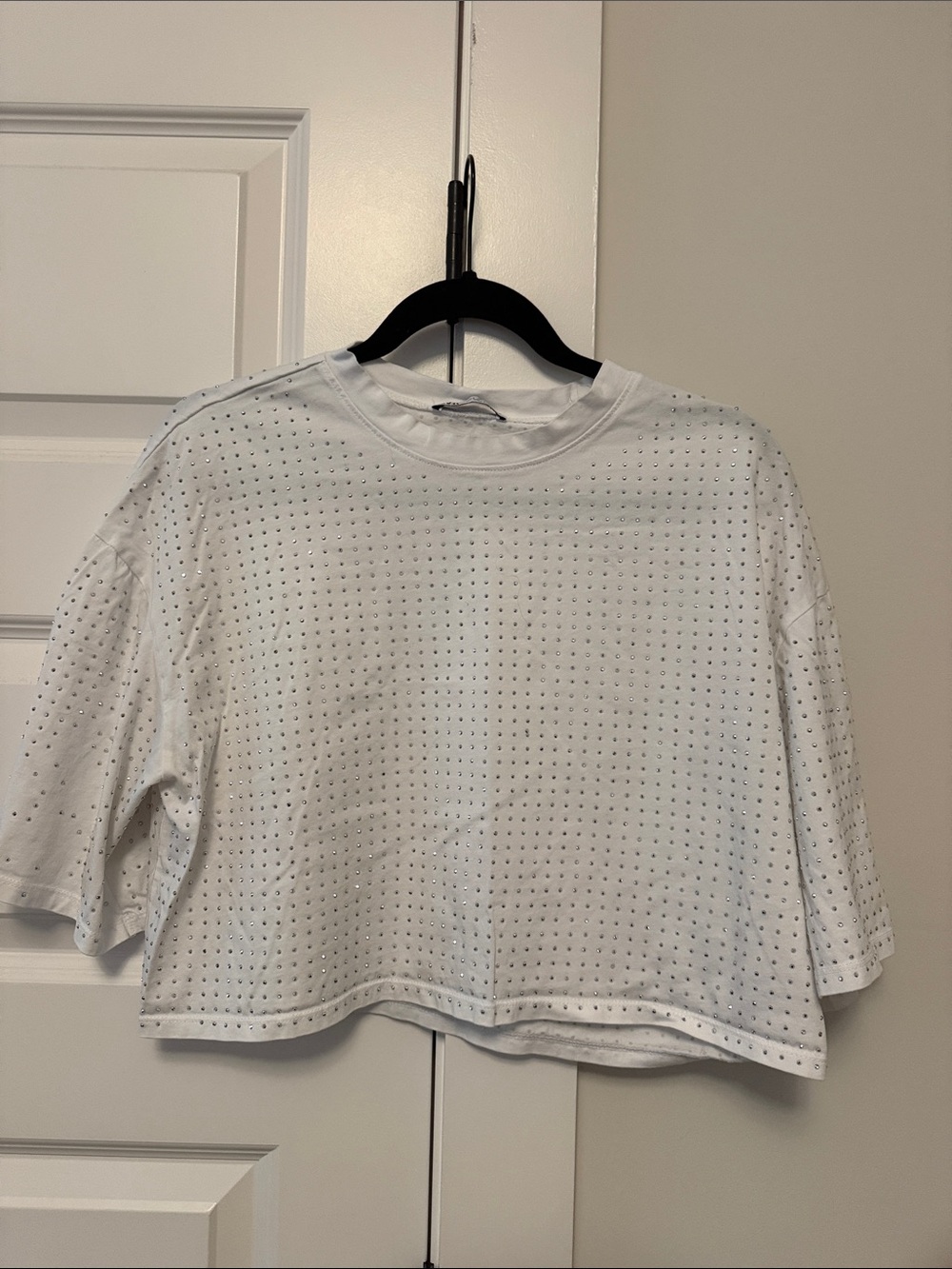 Studded White Cropped Sweatshirt